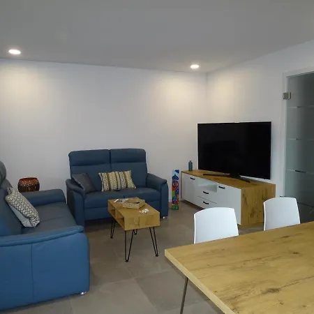 Holiday home Strandhaus 2b Groemitz